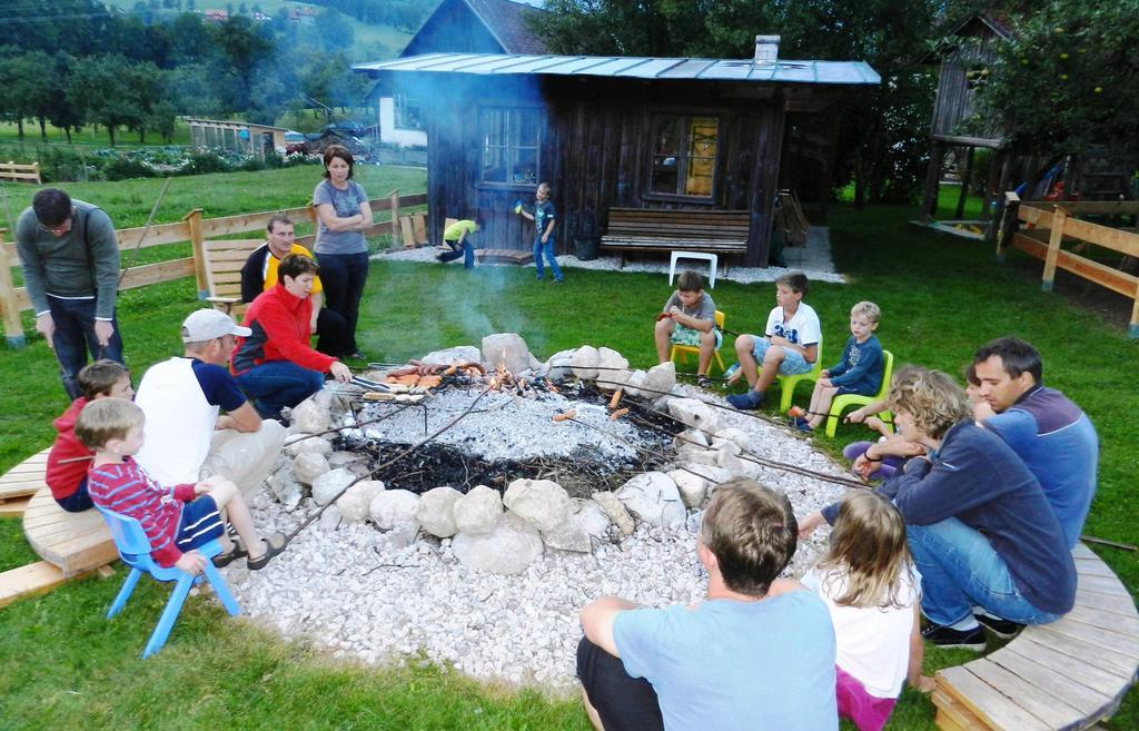 Baby- Und Kinderbauernhof Riegler Rossleithen Exterior foto